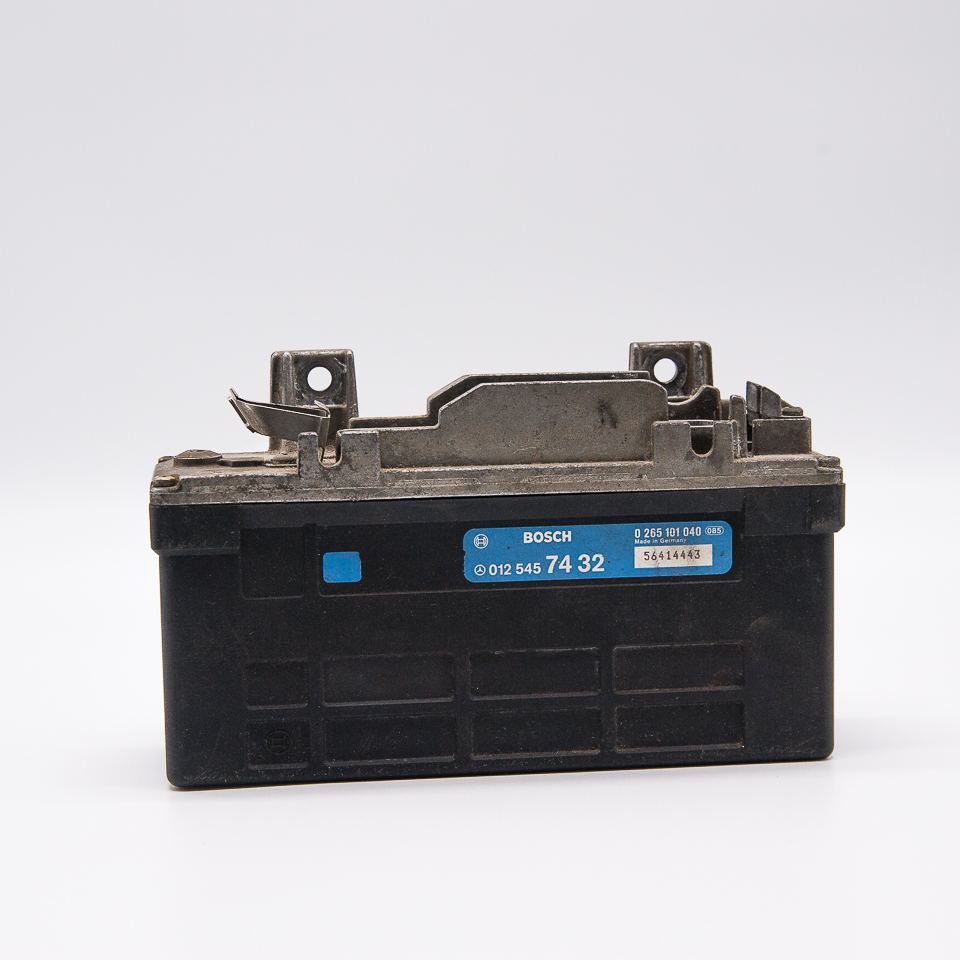 Hộp điều khiển ABS(0125457432) 